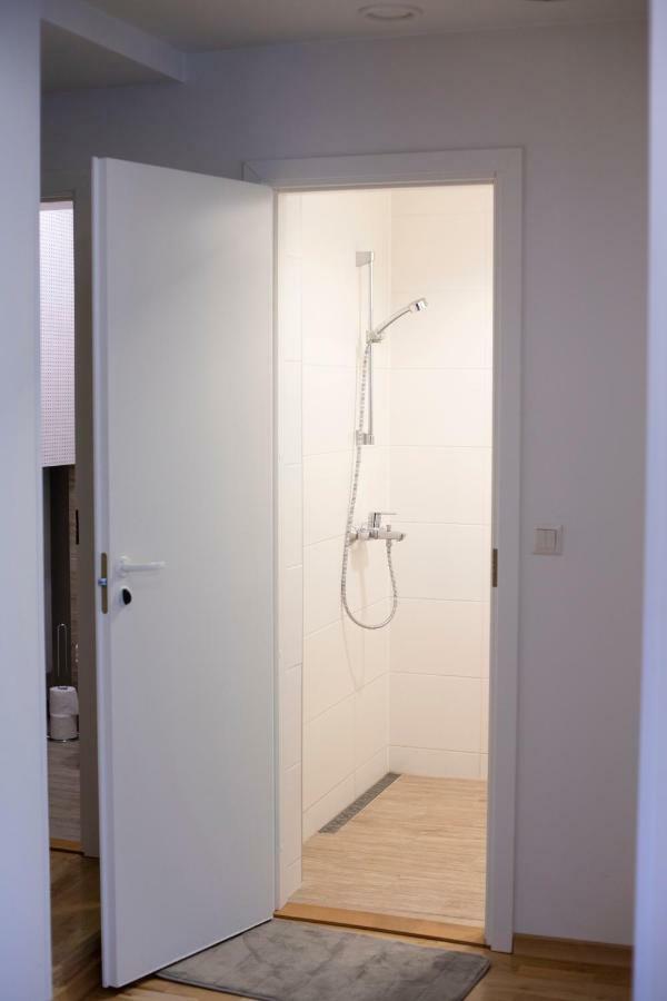Kvartal Delux, Parking, Tartu Home Zewnętrze zdjęcie